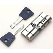 Zárbetét MUL-T-LOCK 7×7 Break Secure 31×60 5 kulcsos